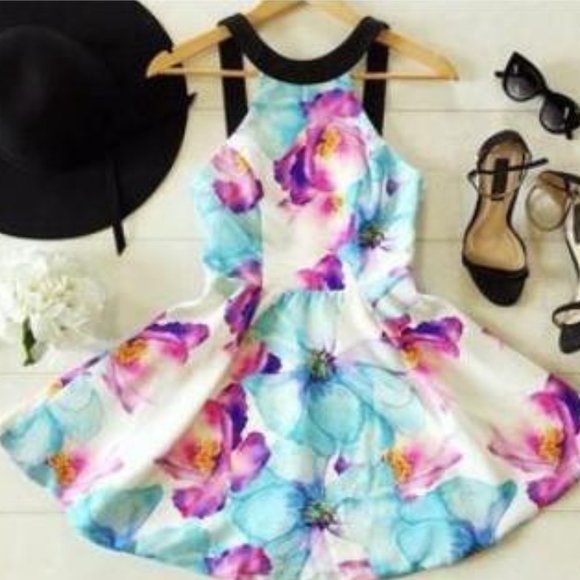 Watercolor Floral Halter Neck Skater Dress Size M - Picture 2 of 8